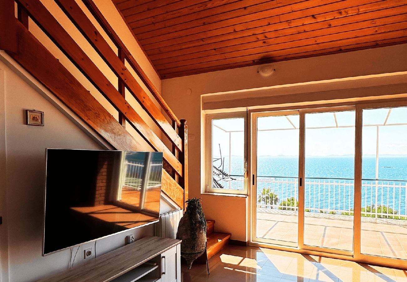 Apartment in Murter - Apartment in Murter with Seaview, Terrace, Air condition, WIFI (5026-3)