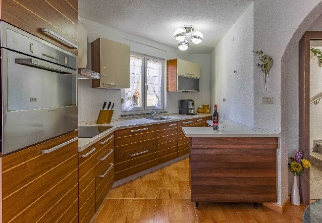 House in Medulin - Holiday Home in Medulin with Seaview, Terrace, Air condition, WIFI (3486-4) House in Medulin - Holiday Home in Medulin with Seaview, Terrace, Air condition, WIFI (3486-4)