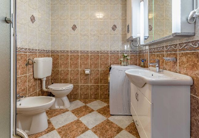 House in Medulin - Holiday Home in Medulin with Seaview, Terrace, Air condition, WIFI (3486-4) House in Medulin - Holiday Home in Medulin with Seaview, Terrace, Air condition, WIFI (3486-4)