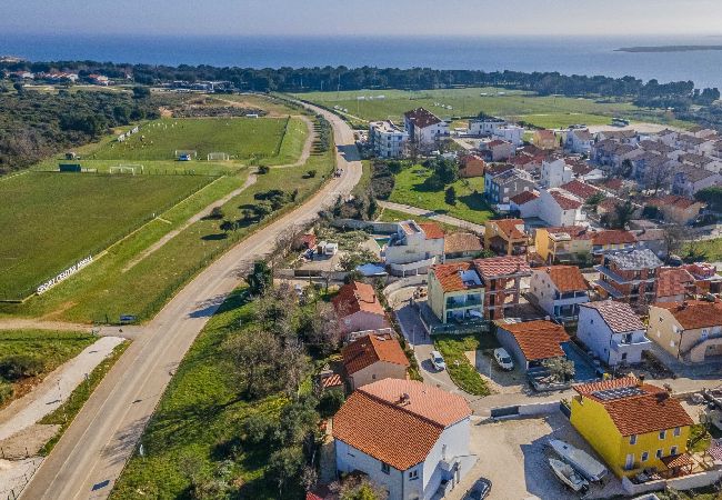 House in Medulin - Holiday Home in Medulin with Seaview, Terrace, Air condition, WIFI (3486-4) House in Medulin - Holiday Home in Medulin with Seaview, Terrace, Air condition, WIFI (3486-4)