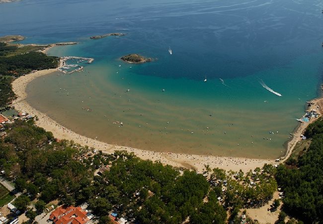 Apartment in Lopar - Apartment in Lopar with Seaview, Terrace, Air condition, WIFI (4229-1) Apartment in Lopar - Apartment in Lopar with Seaview, Terrace, Air condition, WIFI (4229-1)