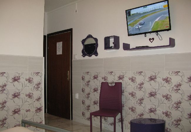 Apartment in Lopar - Apartment in Lopar with Terrace, Air condition, WIFI, Washing machine (4229-3) Apartment in Lopar - Apartment in Lopar with Terrace, Air condition, WIFI, Washing machine (4229-3)