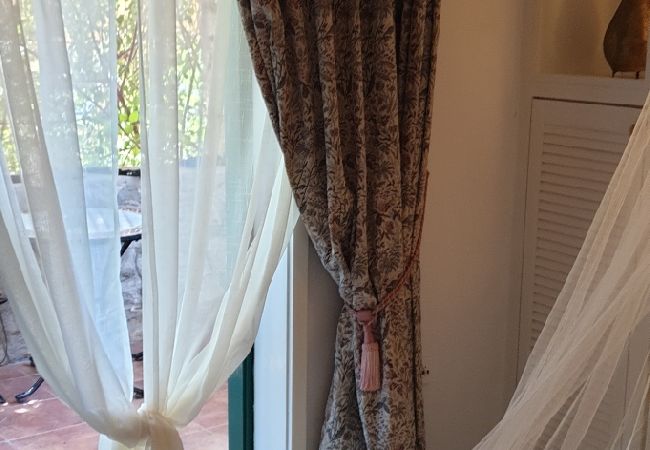 Apartment in Mali Lošinj - Apartment in Mali Lošinj with Terrace, Air condition, WIFI, Washing machine (4913-3) Apartment in Mali Lošinj - Apartment in Mali Lošinj with Terrace, Air condition, WIFI, Washing machine (4913-3)