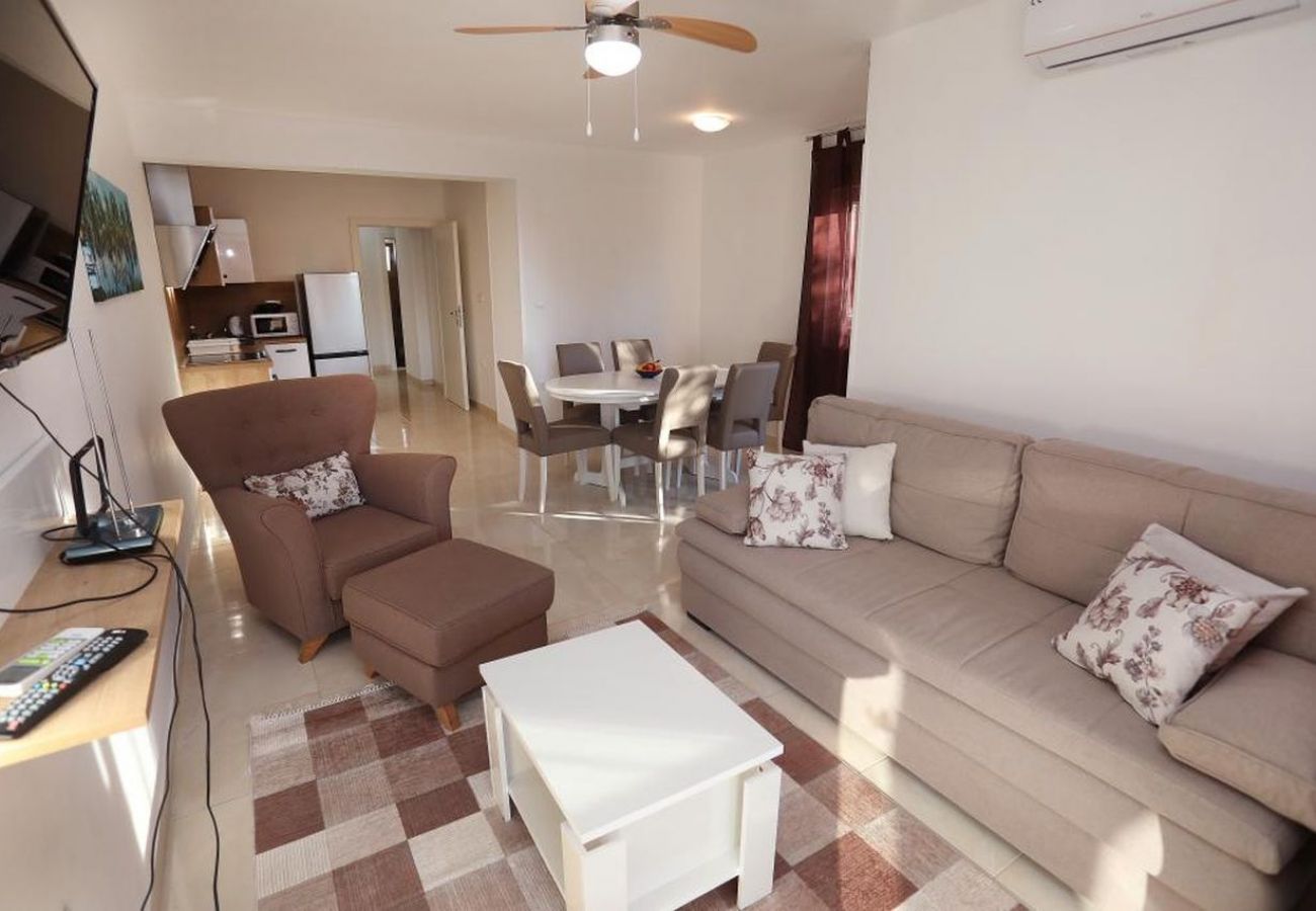 Apartment in Okrug Gornji - Apartment in Okrug Gornji with Seaview, Terrace, Air condition, WIFI (5059-2)