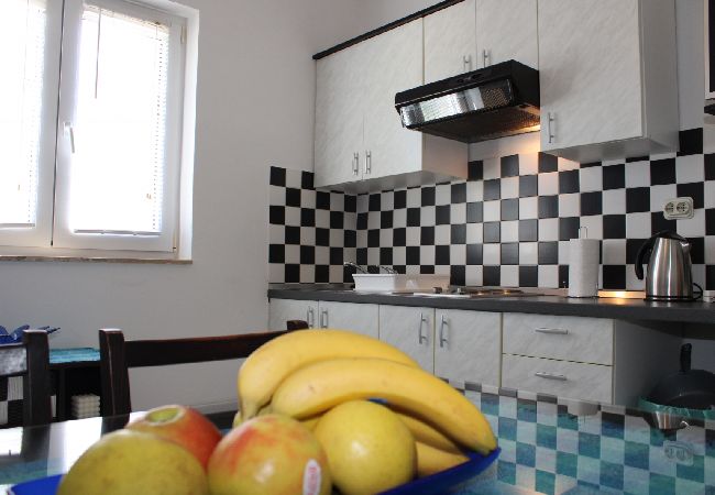 Apartment in Duce - Apartment in Duće with Seaview, Balcony, Air condition, WIFI (5067-2) Apartment in Duce - Apartment in Duće with Seaview, Balcony, Air condition, WIFI (5067-2)