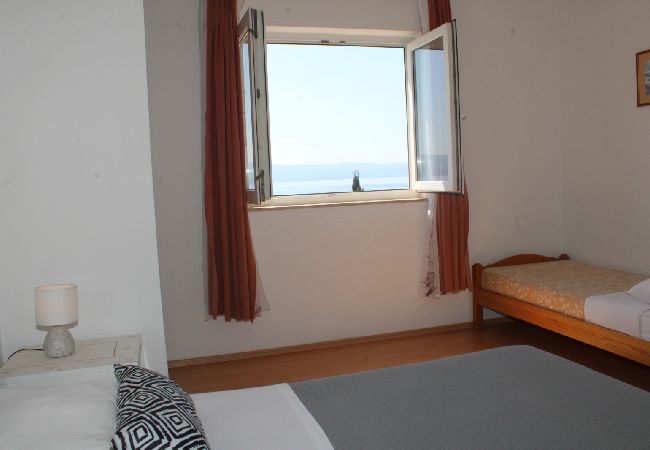 Apartment in Duce - Apartment in Duće with Seaview, Balcony, Air condition, WIFI (5067-2) Apartment in Duce - Apartment in Duće with Seaview, Balcony, Air condition, WIFI (5067-2)