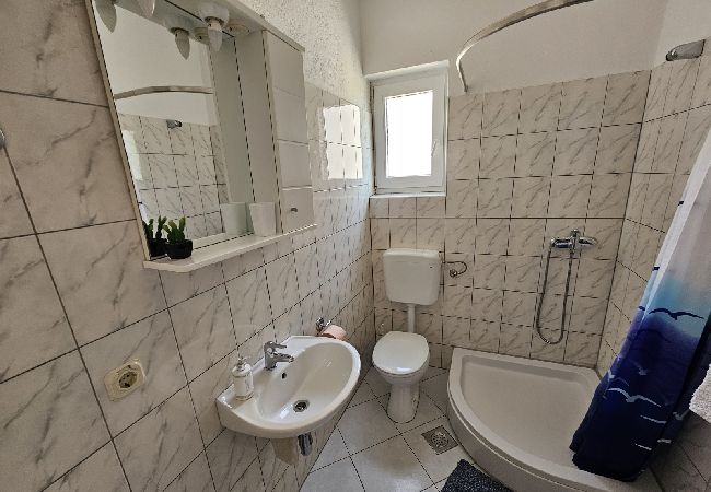 Apartment in Duce - Apartment in Duće with Seaview, Balcony, Air condition, WIFI (5067-2) Apartment in Duce - Apartment in Duće with Seaview, Balcony, Air condition, WIFI (5067-2)
