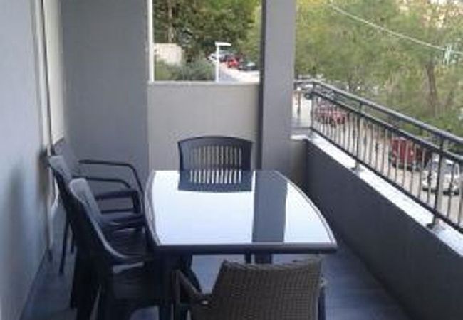 Apartment in Duce - Apartment in Duće with Seaview, Terrace, Air condition, WIFI (5064-1) Apartment in Duce - Apartment in Duće with Seaview, Terrace, Air condition, WIFI (5064-1)