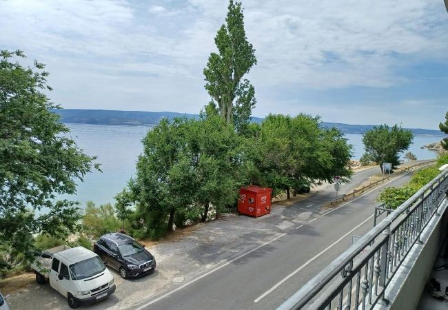 Apartment in Duce - Apartment in Duće with Seaview, Terrace, Air condition, WIFI (5064-1) Apartment in Duce - Apartment in Duće with Seaview, Terrace, Air condition, WIFI (5064-1)