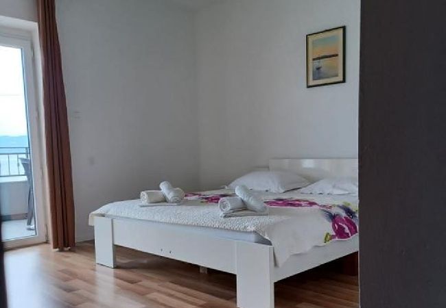 Apartment in Duce - Apartment in Duće with Seaview, Terrace, Air condition, WIFI (5064-1) Apartment in Duce - Apartment in Duće with Seaview, Terrace, Air condition, WIFI (5064-1)