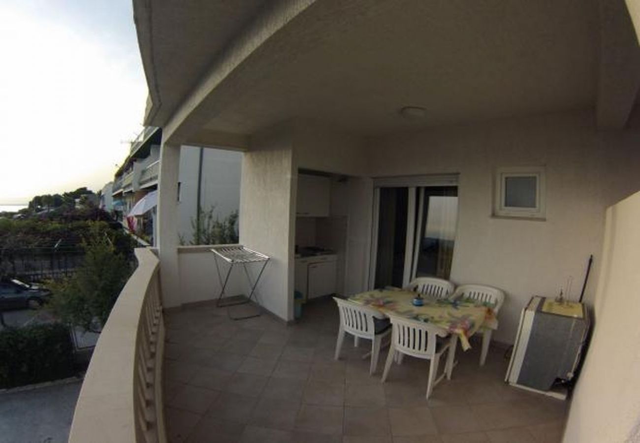 Studio in Duce - Studio apartment in Duće with Seaview, Terrace, Air condition, WIFI (5062-3)