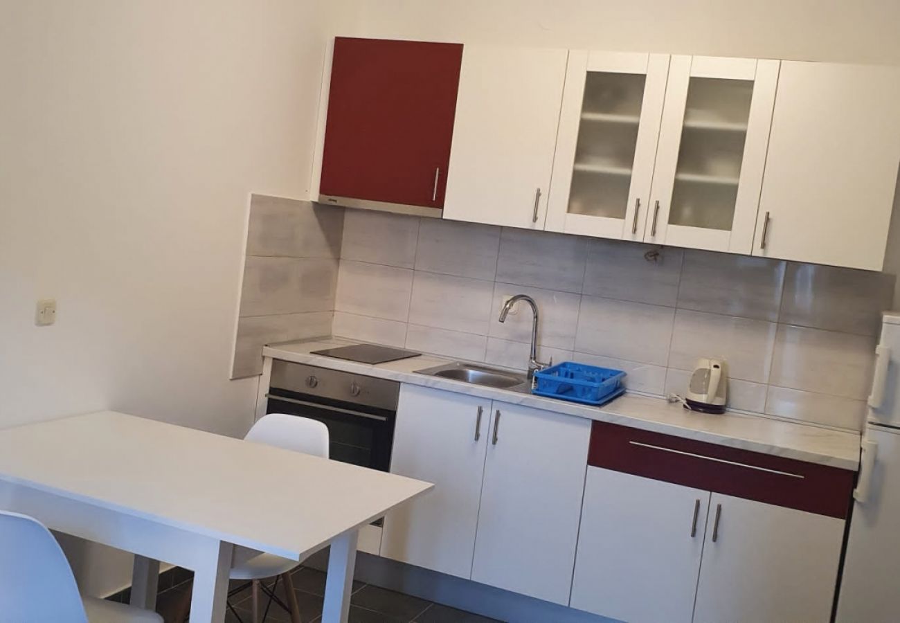 Studio in Turanj - Studio apartment in Turanj with Seaview, Balcony, Air condition, WIFI (5075-3)