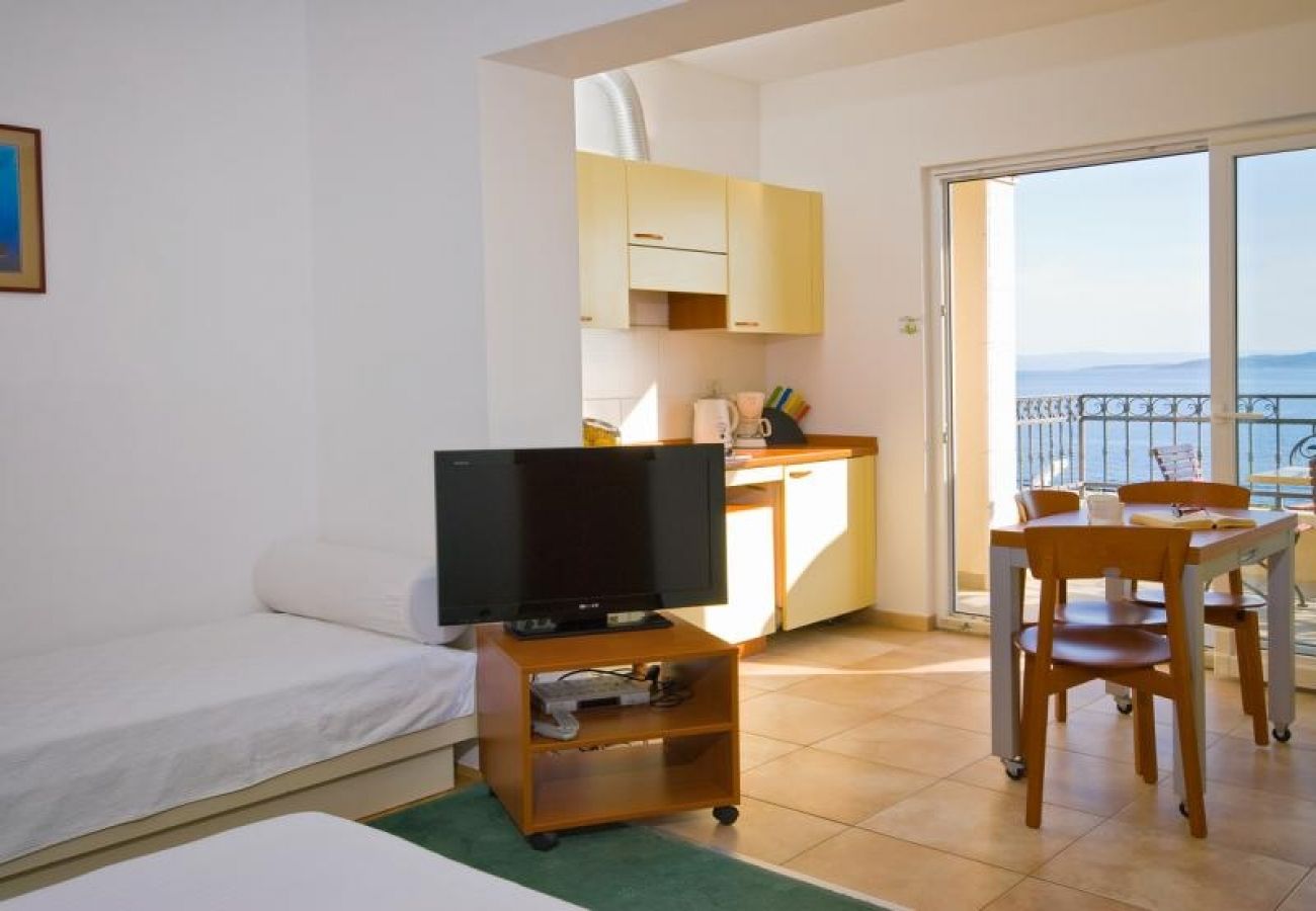 Studio in Brela - Studio apartment in Brela with Seaview, Terrace, Air condition, WIFI (201-8)