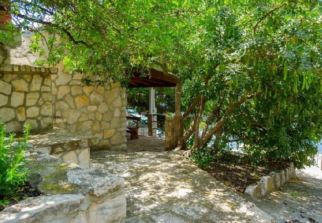 House in Karbuni - Holiday Home in Karbuni with Seaview, Balcony, Air condition, WIFI (5095-1) House in Karbuni - Holiday Home in Karbuni with Seaview, Balcony, Air condition, WIFI (5095-1)