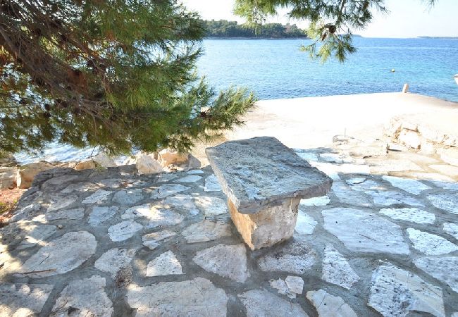 House in Karbuni - Holiday Home in Karbuni with Seaview, Balcony, Air condition, WIFI (5095-1) House in Karbuni - Holiday Home in Karbuni with Seaview, Balcony, Air condition, WIFI (5095-1)