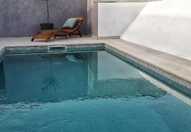 House in Selca - Holiday Home in Selca with Terrace, Air condition, WIFI, Washing machine (5094-1) House in Selca - Holiday Home in Selca with Terrace, Air condition, WIFI, Washing machine (5094-1)