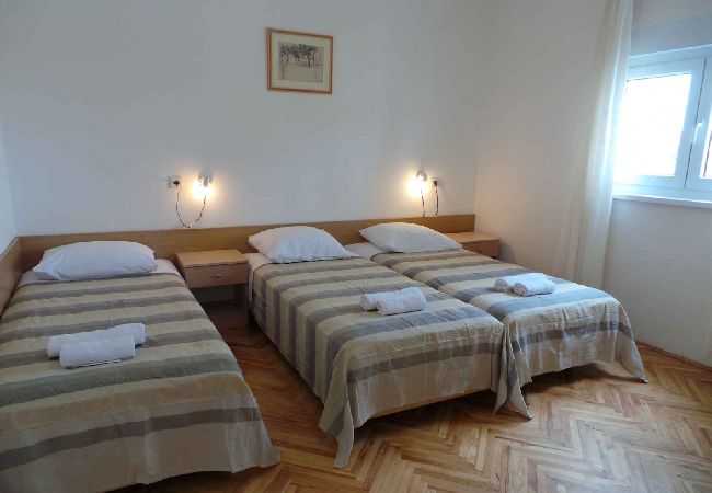 Apartment in Ljubac - Apartment in Ljubač with Seaview, Balcony, Air condition, WIFI (809-2) Apartment in Ljubac - Apartment in Ljubač with Seaview, Balcony, Air condition, WIFI (809-2)