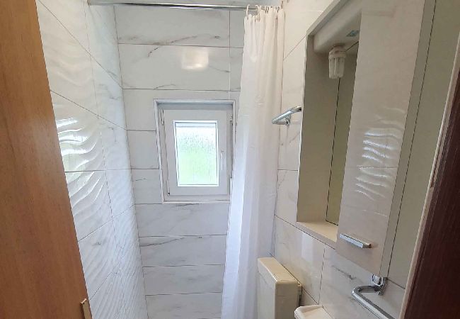 Apartment in Ljubac - Apartment in Ljubač with Seaview, Balcony, Air condition, WIFI (809-2) Apartment in Ljubac - Apartment in Ljubač with Seaview, Balcony, Air condition, WIFI (809-2)