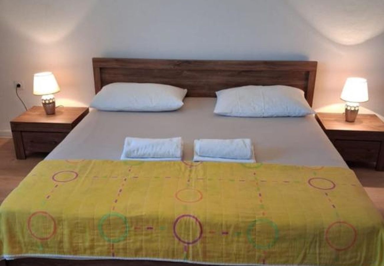 Apartment in Vinišce - Apartment in Vinišće with Seaview, Terrace, Air condition, WIFI (4752-1)