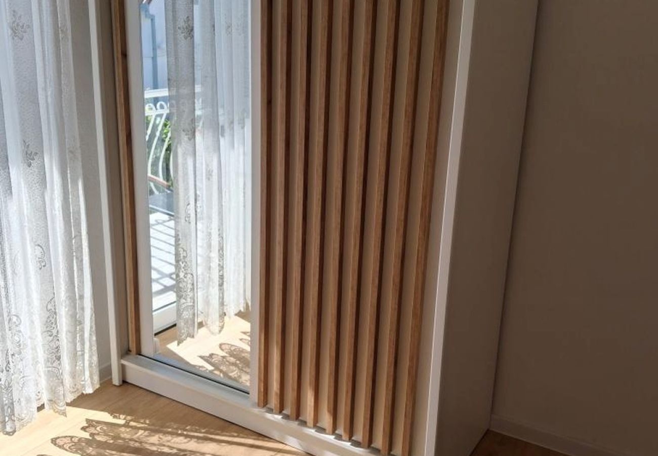 Apartment in Vinišce - Apartment in Vinišće with Seaview, Terrace, Air condition, WIFI (4752-1)