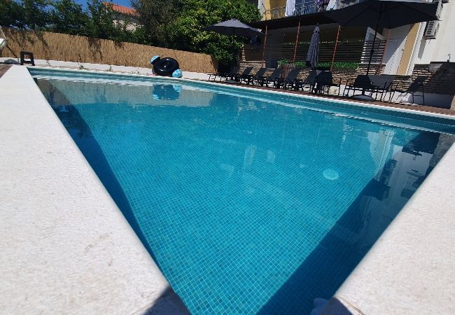 Apartment in Kaštel Lukšic - Apartment in Kaštel Lukšić with Balcony, Air condition, WIFI, Washing machine (5107-4) Apartment in Kaštel Lukšic - Apartment in Kaštel Lukšić with Balcony, Air condition, WIFI, Washing machine (5107-4)