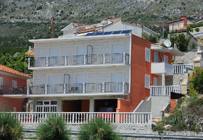 Apartment in Podstrana - Apartment in Podstrana-Sv.Martin with Terrace, Air condition, WIFI, Washing machine (5117-5) Apartment in Podstrana - Apartment in Podstrana-Sv.Martin with Terrace, Air condition, WIFI, Washing machine (5117-5)