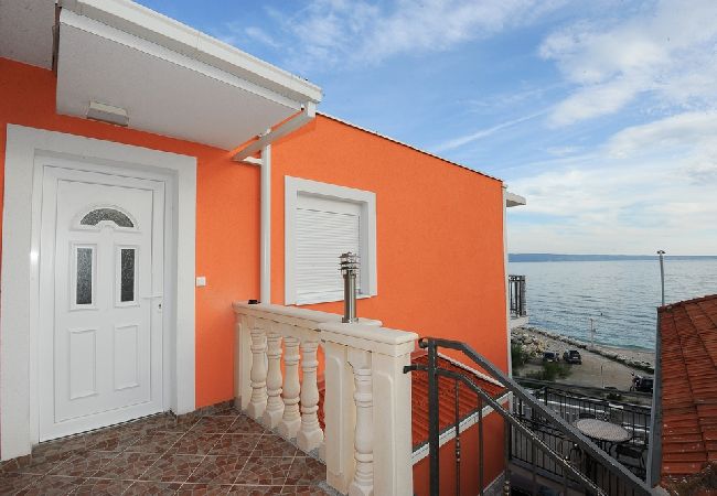 Apartment in Podstrana - Apartment in Podstrana-Sv.Martin with Seaview, Balcony, Air condition, WIFI (5117-3) Apartment in Podstrana - Apartment in Podstrana-Sv.Martin with Seaview, Balcony, Air condition, WIFI (5117-3)