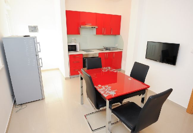 Apartment in Podstrana - Apartment in Podstrana-Sv.Martin with Seaview, Balcony, Air condition, WIFI (5117-3) Apartment in Podstrana - Apartment in Podstrana-Sv.Martin with Seaview, Balcony, Air condition, WIFI (5117-3)