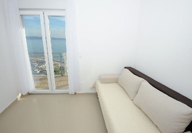 Apartment in Podstrana - Apartment in Podstrana-Sv.Martin with Seaview, Balcony, Air condition, WIFI (5117-3) Apartment in Podstrana - Apartment in Podstrana-Sv.Martin with Seaview, Balcony, Air condition, WIFI (5117-3)