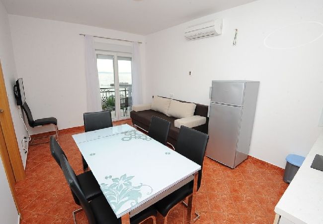 Apartment in Podstrana - Apartment in Podstrana-Sv.Martin with Seaview, Terrace, Air condition, WIFI (5117-1) Apartment in Podstrana - Apartment in Podstrana-Sv.Martin with Seaview, Terrace, Air condition, WIFI (5117-1)