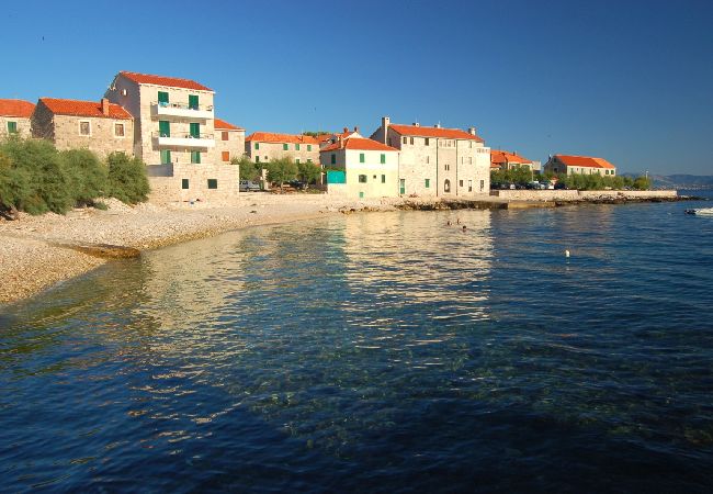 Apartment in Postira - Apartment in Postira with Seaview, Terrace, Air condition, WIFI (5124-1) Apartment in Postira - Apartment in Postira with Seaview, Terrace, Air condition, WIFI (5124-1)