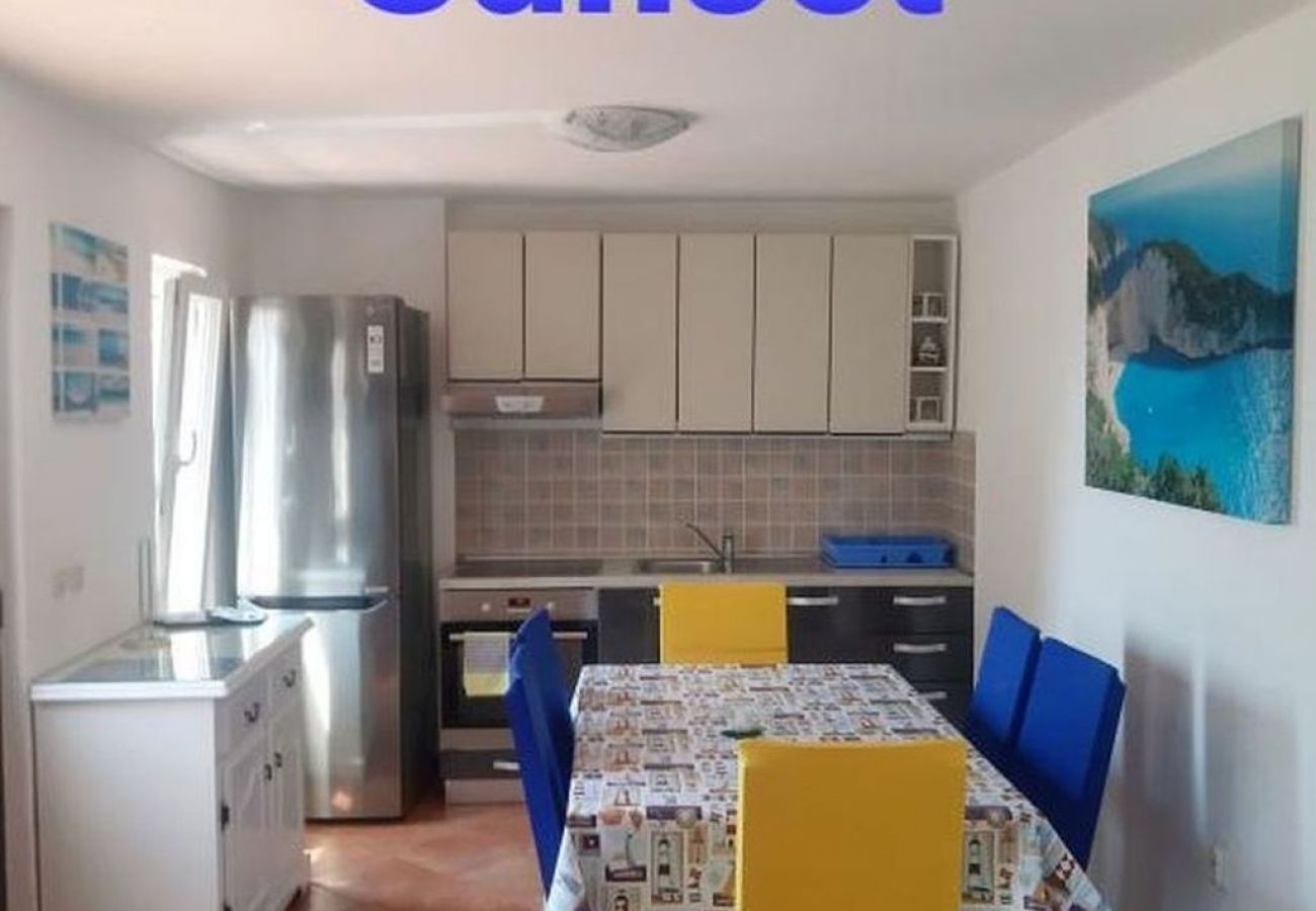 Apartment in Slatine - Apartment in Slatine with Seaview, Balcony, Air condition, WIFI (5130-1)