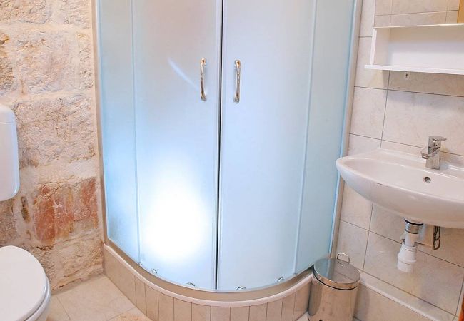 House in Dugi Rat - Holiday Home in Sumpetar Jesenice with Seaview, Terrace, Air condition, WIFI (5133-1) House in Dugi Rat - Holiday Home in Sumpetar Jesenice with Seaview, Terrace, Air condition, WIFI (5133-1)