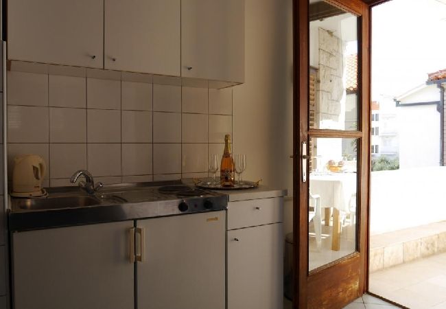 Apartment in Dugi Rat - Apartment in Dugi Rat with Seaview, Balcony, Air condition, WIFI (5132-4) Apartment in Dugi Rat - Apartment in Dugi Rat with Seaview, Balcony, Air condition, WIFI (5132-4)