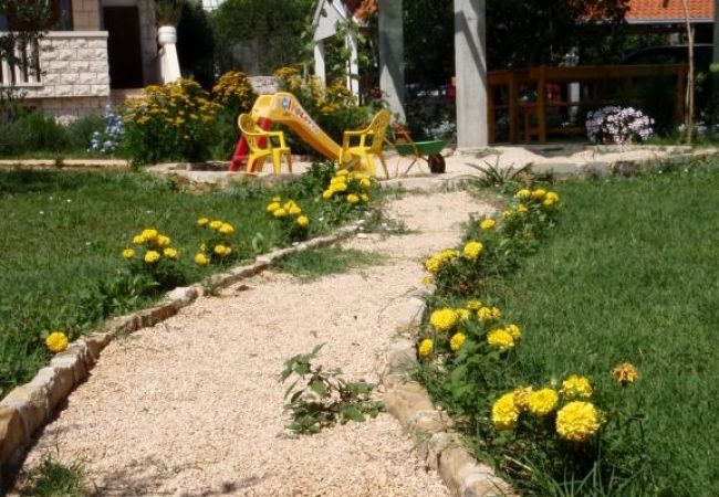 Apartment in Dugi Rat - Apartment in Dugi Rat with Seaview, Balcony, Air condition, WIFI (5132-4) Apartment in Dugi Rat - Apartment in Dugi Rat with Seaview, Balcony, Air condition, WIFI (5132-4)