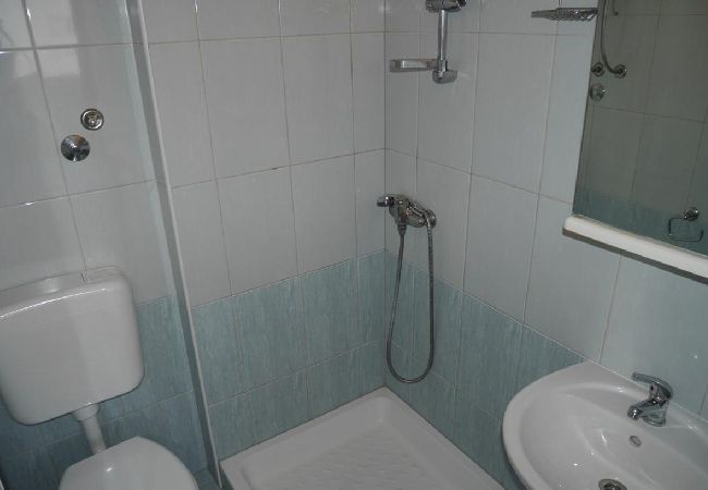 Apartment in Dugi Rat - Apartment in Dugi Rat with Seaview, Balcony, Air condition, WIFI (5132-1) Apartment in Dugi Rat - Apartment in Dugi Rat with Seaview, Balcony, Air condition, WIFI (5132-1)