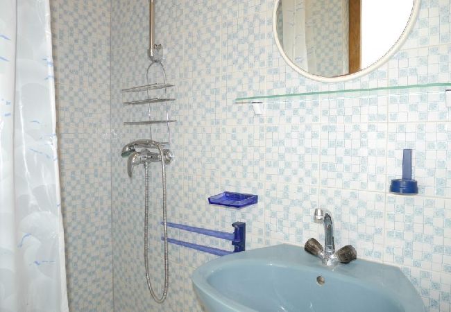 Apartment in Dugi Rat - Apartment in Dugi Rat with Seaview, Balcony, Air condition, WIFI (5132-1) Apartment in Dugi Rat - Apartment in Dugi Rat with Seaview, Balcony, Air condition, WIFI (5132-1)