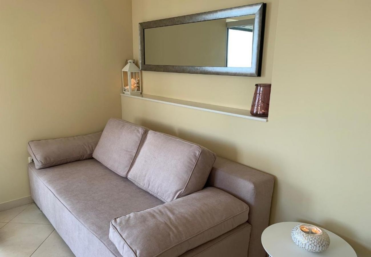 Apartment in Mimice - Apartment in Medići with Seaview, Balcony, Air condition, WIFI (907-4)