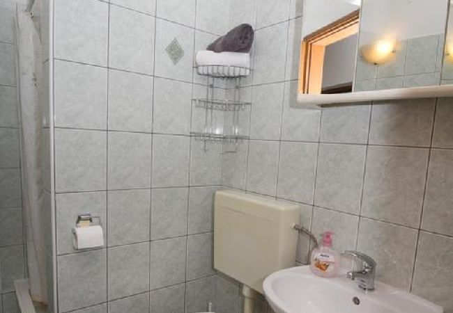 Apartment in Duce - Apartment in Duće with Seaview, Balcony, Air condition, WIFI (5146-6) Apartment in Duce - Apartment in Duće with Seaview, Balcony, Air condition, WIFI (5146-6)