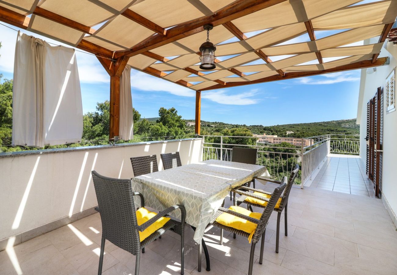 Apartment in Primošten - Apartment in Primošten with Seaview, Terrace, Air condition, WIFI (5162-2)