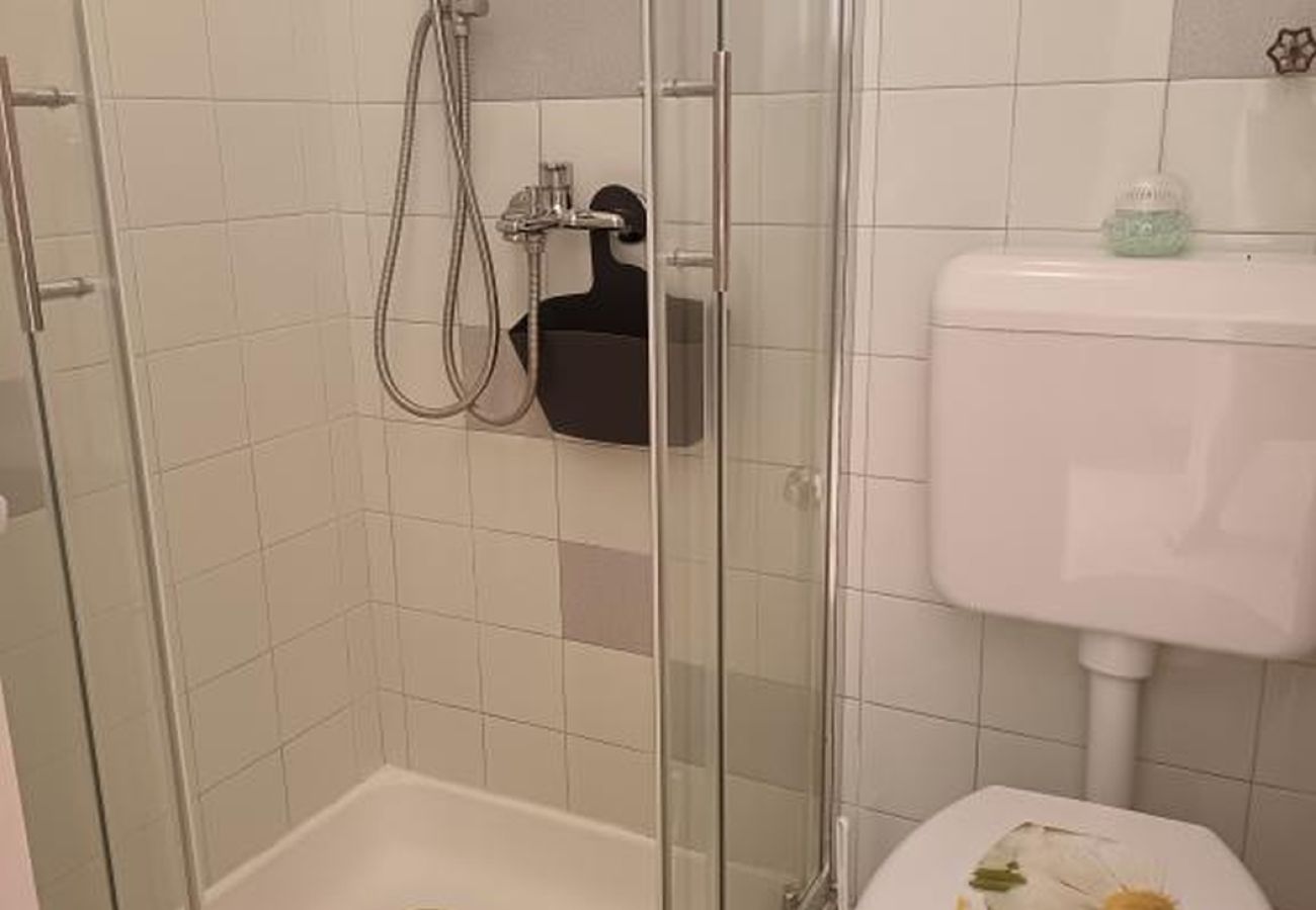Apartment in Primošten - Apartment in Primošten with Seaview, Terrace, Air condition, WIFI (5155-1)