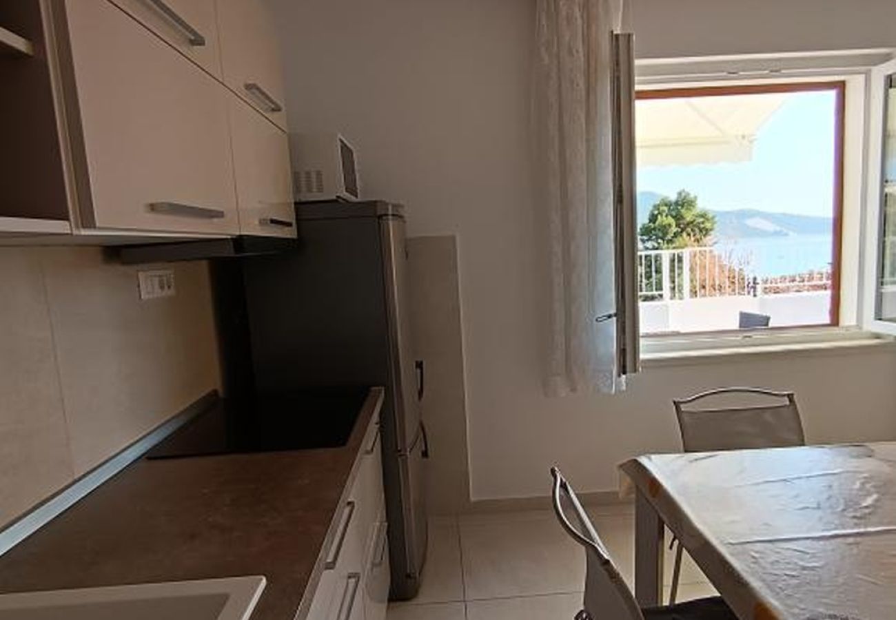 Apartment in Primošten - Apartment in Primošten with Seaview, Terrace, Air condition, WIFI (5155-1)