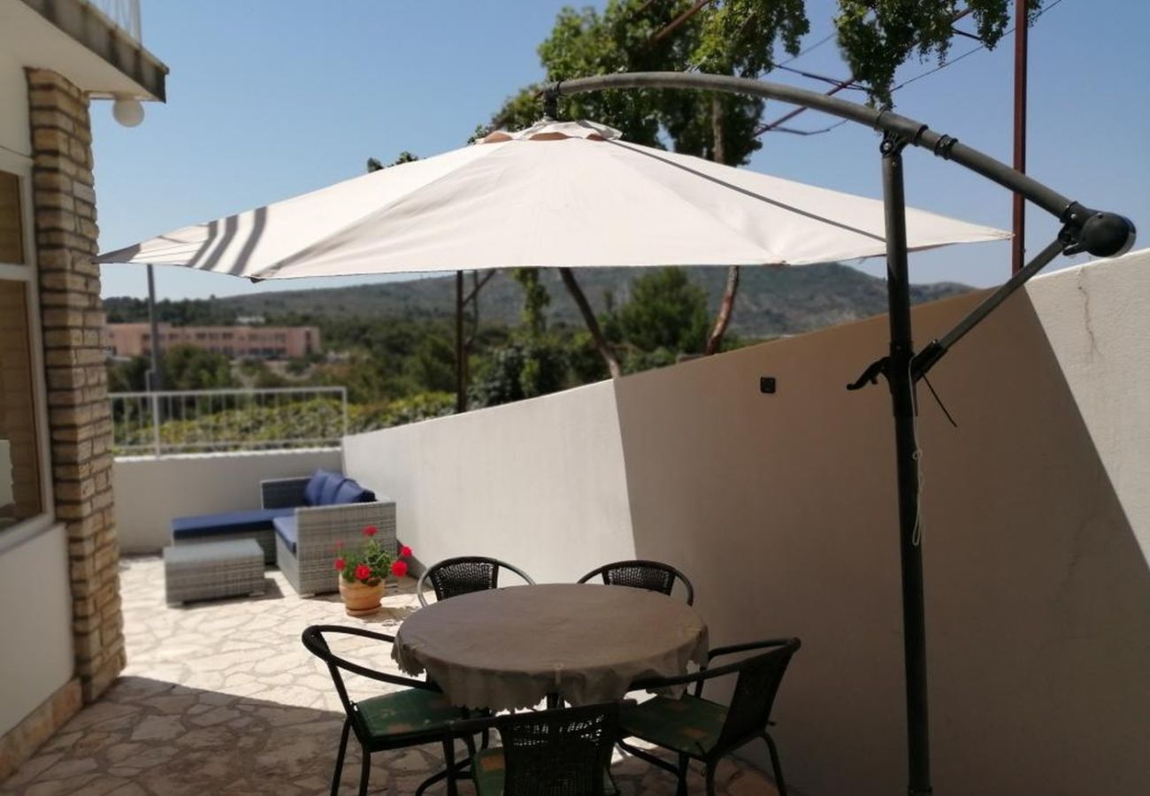Apartment in Primošten - Apartment in Primošten with Seaview, Terrace, Air condition, WIFI (5155-1)
