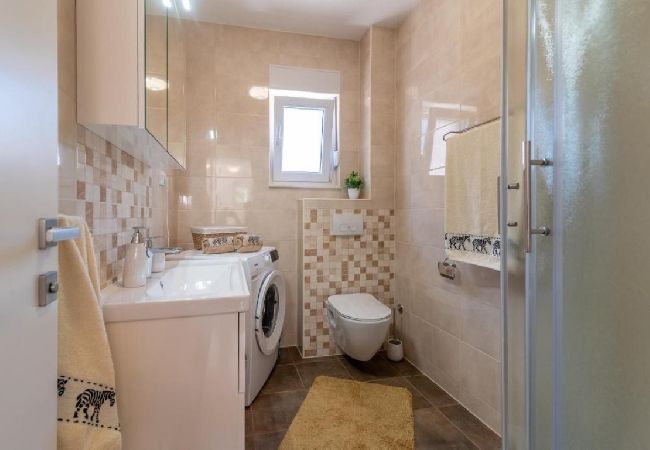 Apartment in Mastrinka - Apartment in Mastrinka with Seaview, Terrace, Air condition, WIFI (5159-3) Apartment in Mastrinka - Apartment in Mastrinka with Seaview, Terrace, Air condition, WIFI (5159-3)