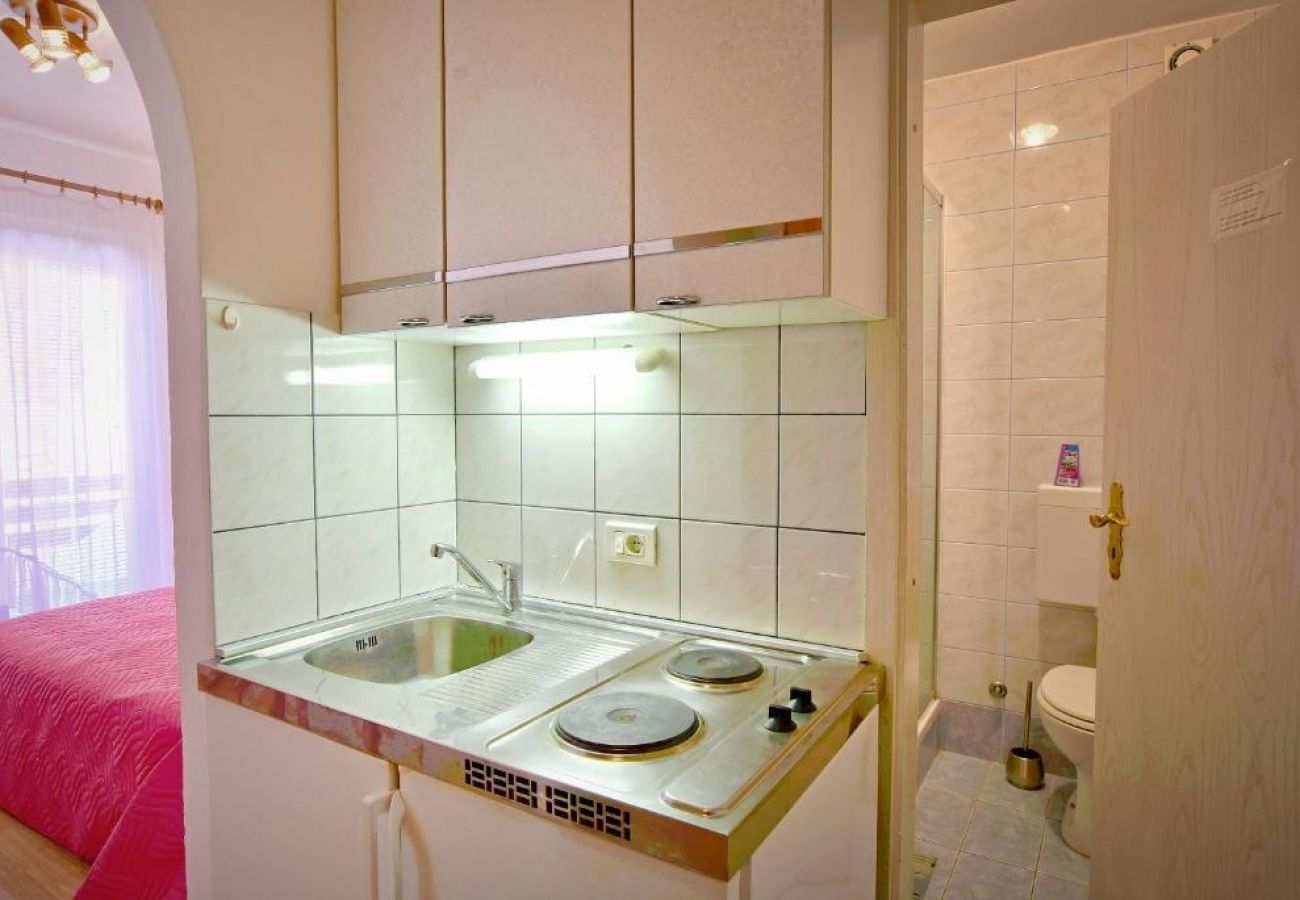 Studio in Porec - Studio apartment in Poreč with Balcony, Air condition, WIFI (819-7)