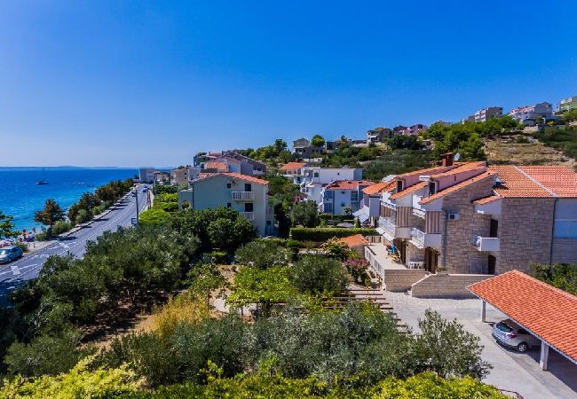 Apartment in Dugi Rat - Apartment in Dugi Rat with Seaview, Balcony, Air condition, WIFI (5132-6) Apartment in Dugi Rat - Apartment in Dugi Rat with Seaview, Balcony, Air condition, WIFI (5132-6)