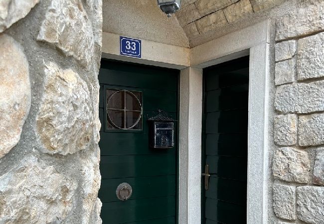 Studio in Sukošan - Studio apartment in Sukošan with Air condition, WIFI (5102-2) Studio in Sukošan - Studio apartment in Sukošan with Air condition, WIFI (5102-2)
