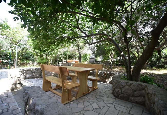 Rent by room in Cres - Room in Cres with Seaview, Balcony, Air condition, WIFI (4249-6) Rent by room in Cres - Room in Cres with Seaview, Balcony, Air condition, WIFI (4249-6)
