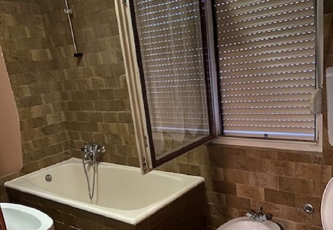 Rent by room in Sukošan - Room in Sukošan with Balcony, Air condition, WIFI (5188-2) Rent by room in Sukošan - Room in Sukošan with Balcony, Air condition, WIFI (5188-2)