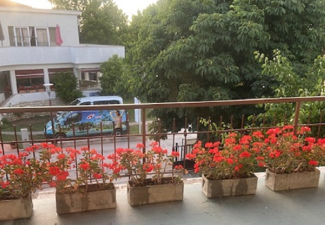 Rent by room in Sukošan - Room in Sukošan with Balcony, Air condition, WIFI (5188-2) Rent by room in Sukošan - Room in Sukošan with Balcony, Air condition, WIFI (5188-2)